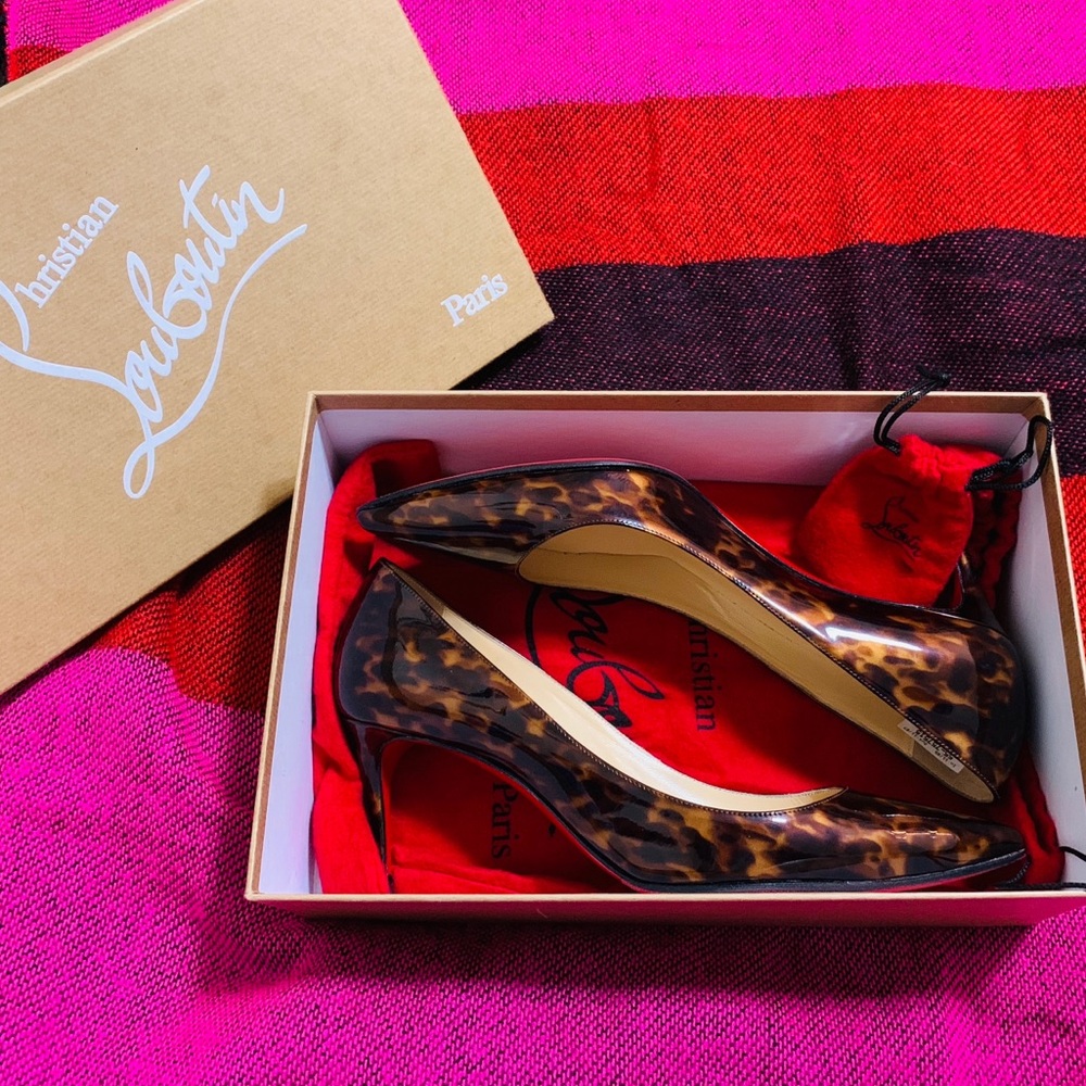 (SOLD) Christian Louboutin Décolleté 554 70mm